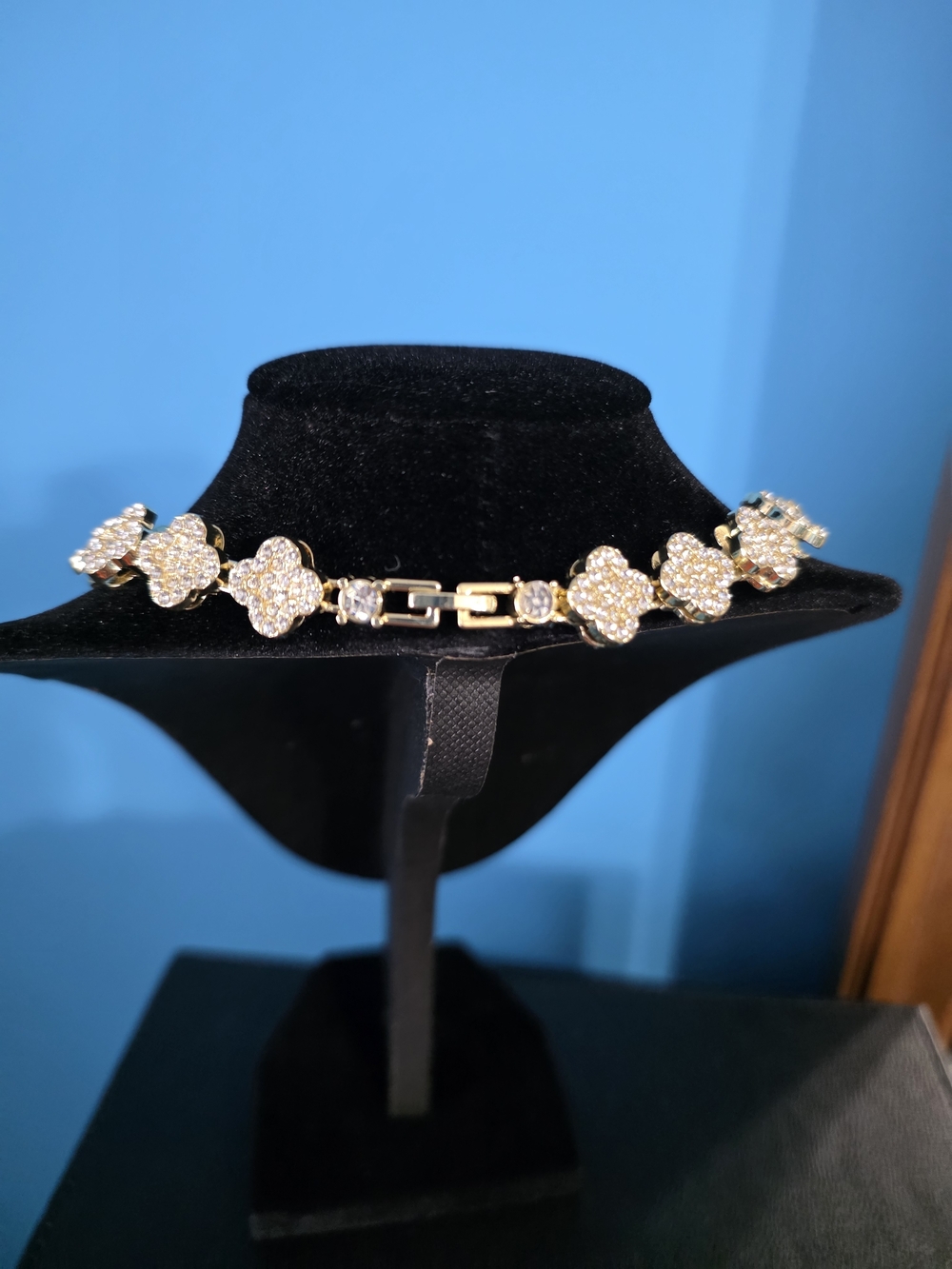 Clover Link Necklace & matching Bracele 14KT Overlay W/beautiful CZ stones - Picture 4 of 6